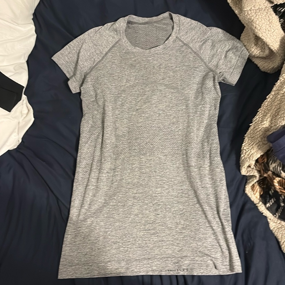 Lululemon swiftly-size 6